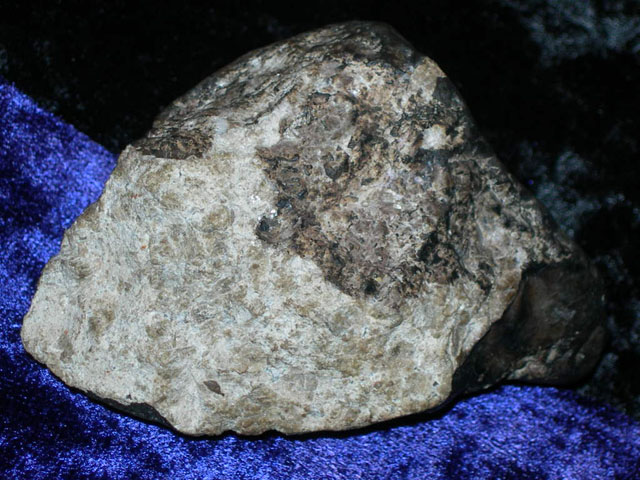 陨石球粒陨石·Diogenite·B.jpg