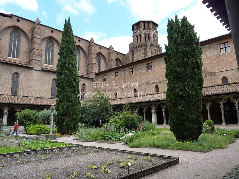 修道院钟楼Muséedes Augustins博物馆。.jpg