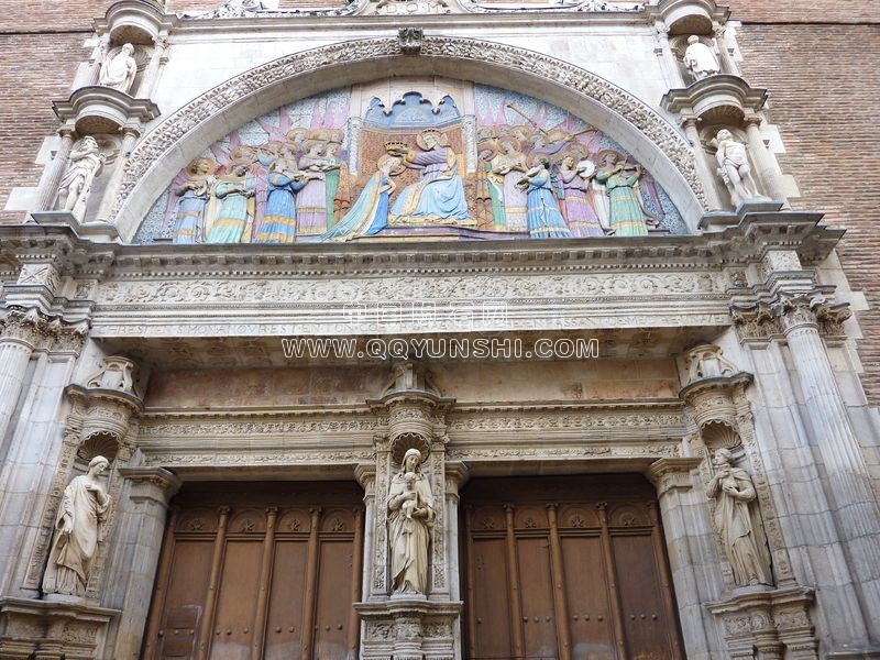 文艺复兴时期的巴黎圣母院的门户与陶瓷Dalbade十九世纪。.jpg