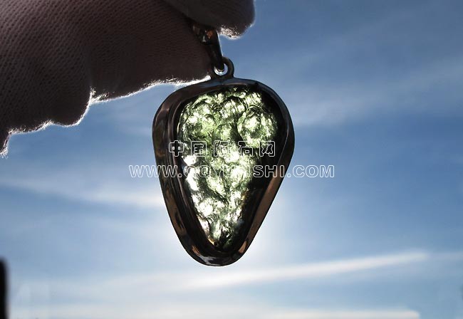 moldavite-9-2-ii[1]200.00美元.jpg