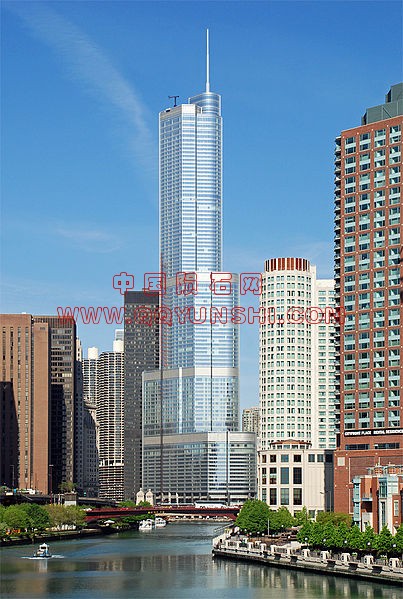 403px-20090518_Trump_International_Hotel_and_Tower,_Chicago[1].jpg