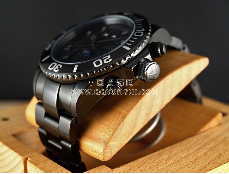 因维克塔8因维克塔储备男士专业潜水员瑞士制造的ETA Valjoux7751陨石表盘的手表.JPG
