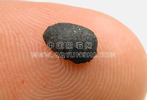 Bensour_horejsi_1[1]第三：Horejsi马丁- 0.118克Bensour -尺寸：6x4x3mm（石）.jpg