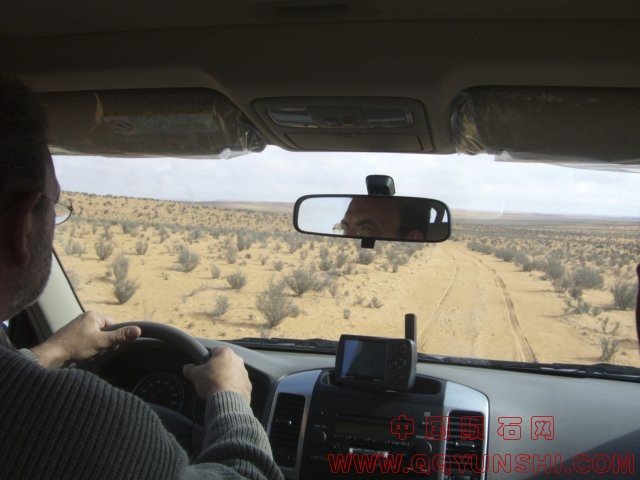 111我们离开了沙漠。下一步paradaTataouine.jpg