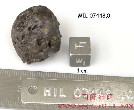 mil07448,0W.jpg