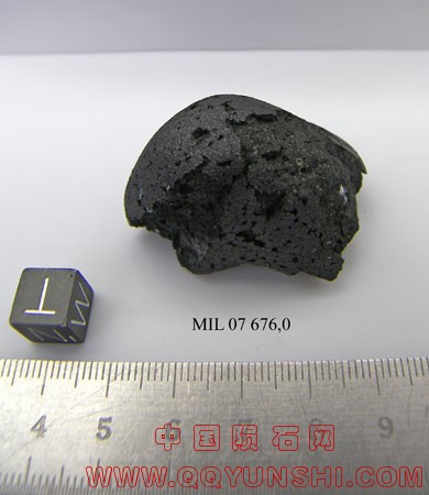 MIL07676,0TN.jpg