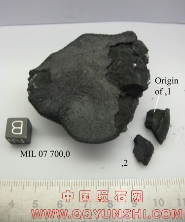 MIL07700,0post.jpg