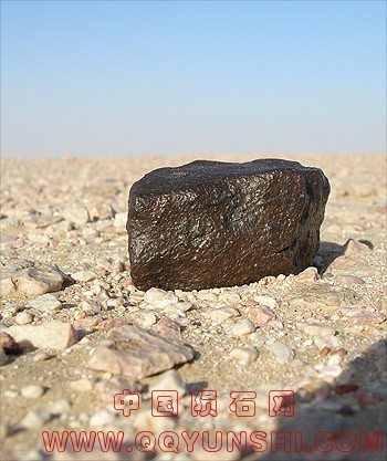 desert varnish on meteorites.jpg