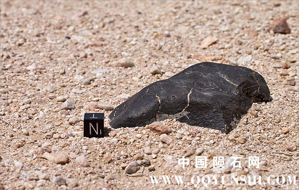 caliche on meteorites.jpg