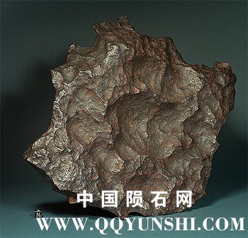 Gibeon_iron_meteorite_Eisenmeteorit_350.jpg