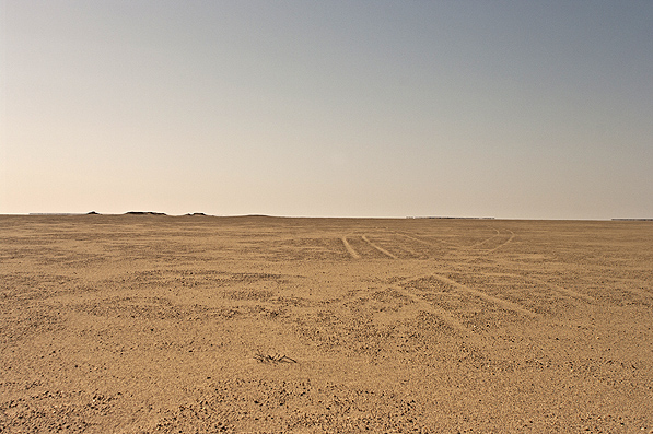 Sahara_meteoriten_serir_597.jpg