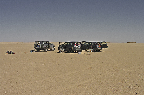 Sahara_noon_camp2_597.jpg