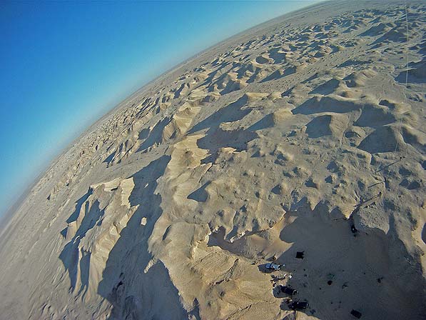 Western_Sahara_meteorite_camp_597.jpg