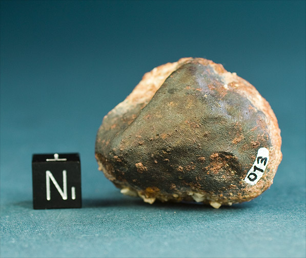 Meteorite SAU 001 chondrite 597a.jpg