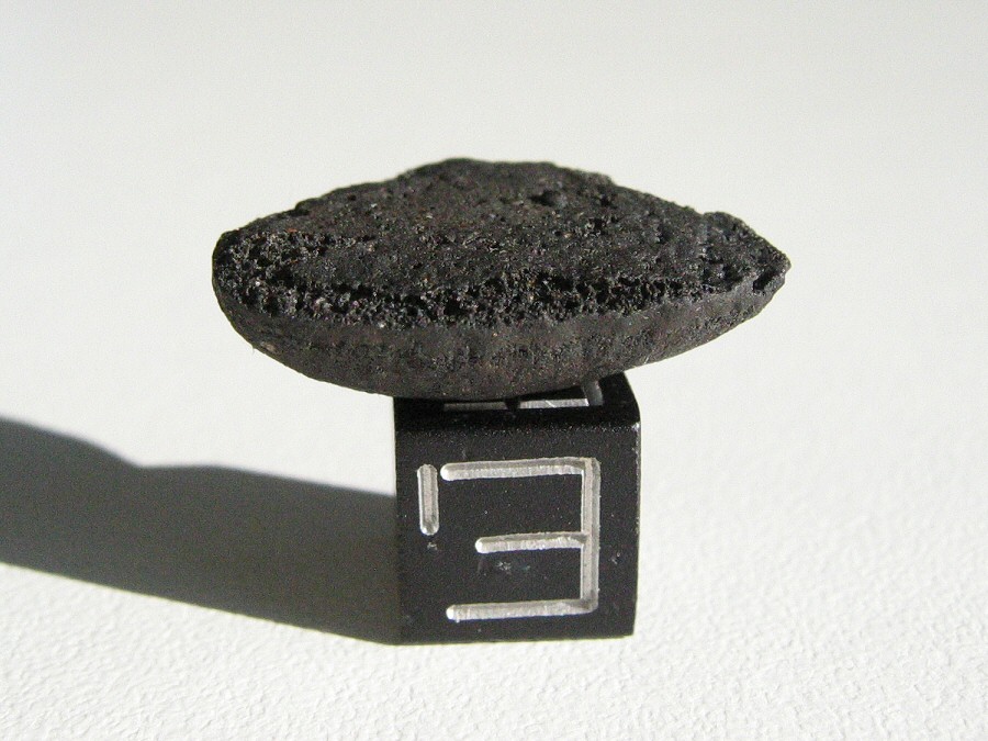 Gao_Guenie_5g_a_large.jpg