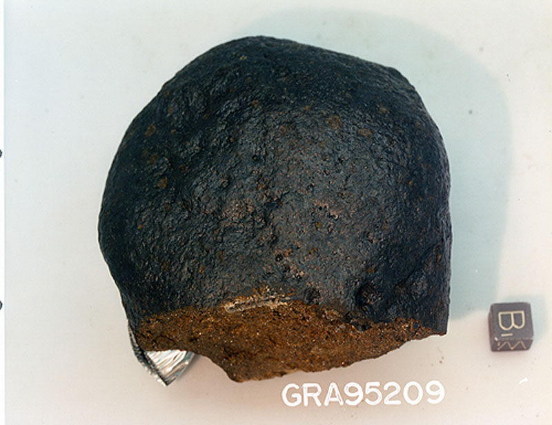 GRA95209e.jpg