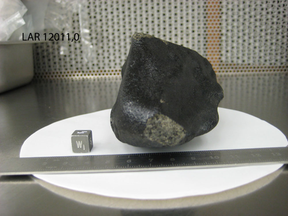 lar12011,0w.jpg