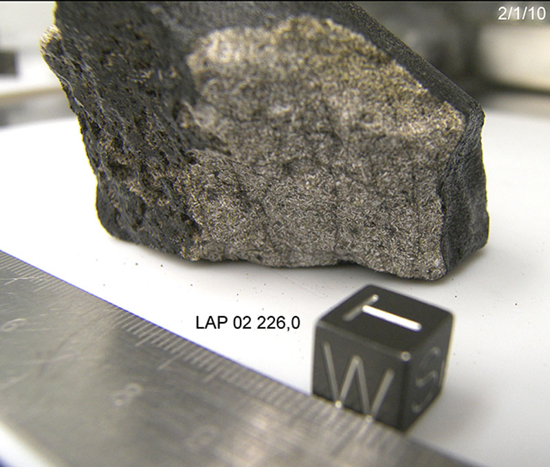 LAP02226,0i.jpg