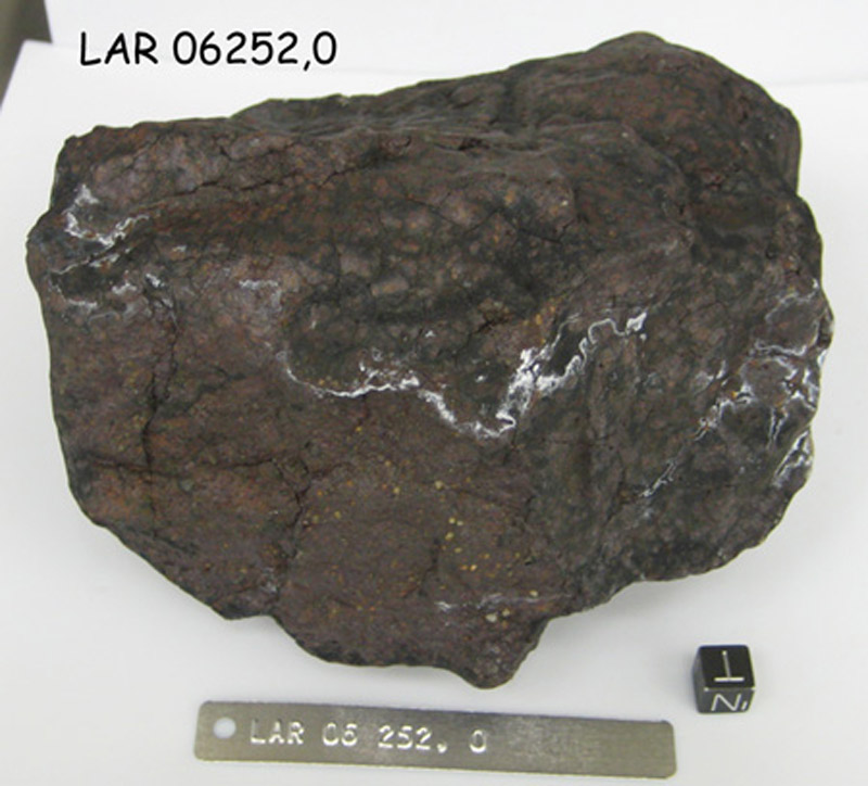 lar06252,0n.jpg