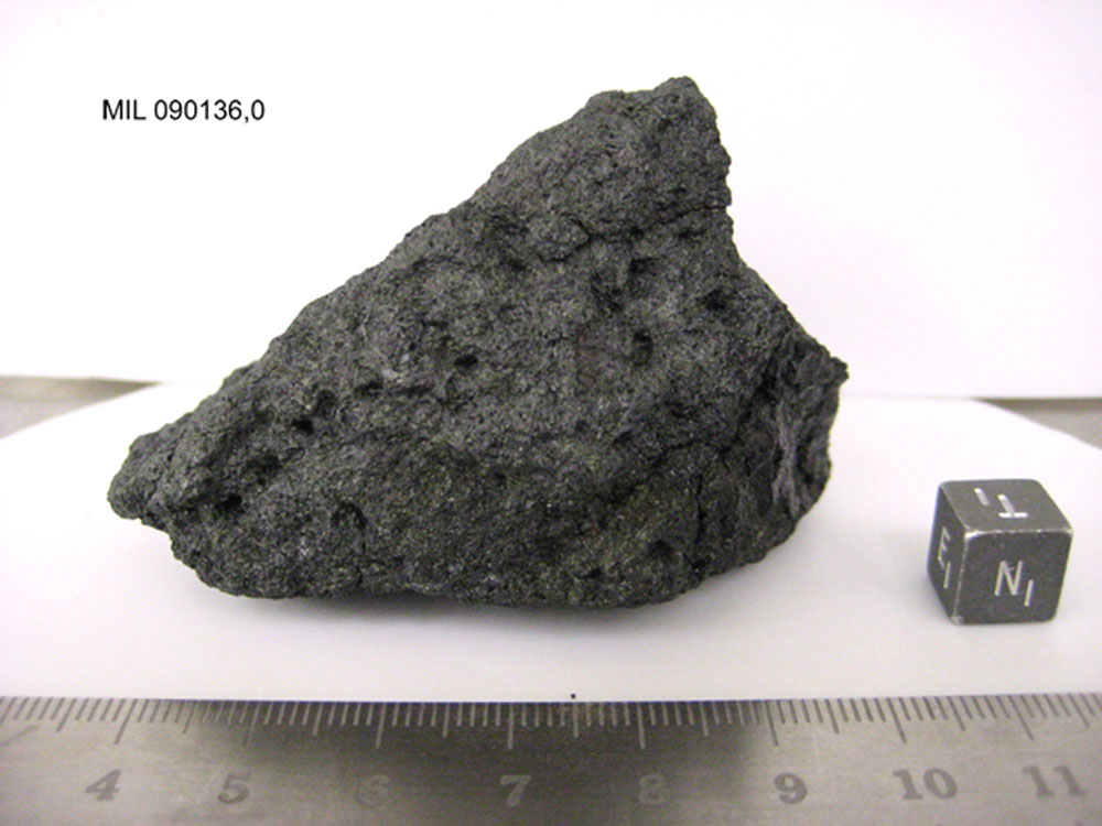 mil090136,0n.jpg