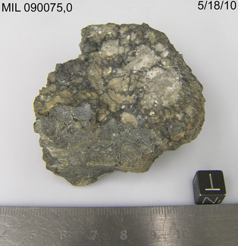 MIL090075,0TN.jpg