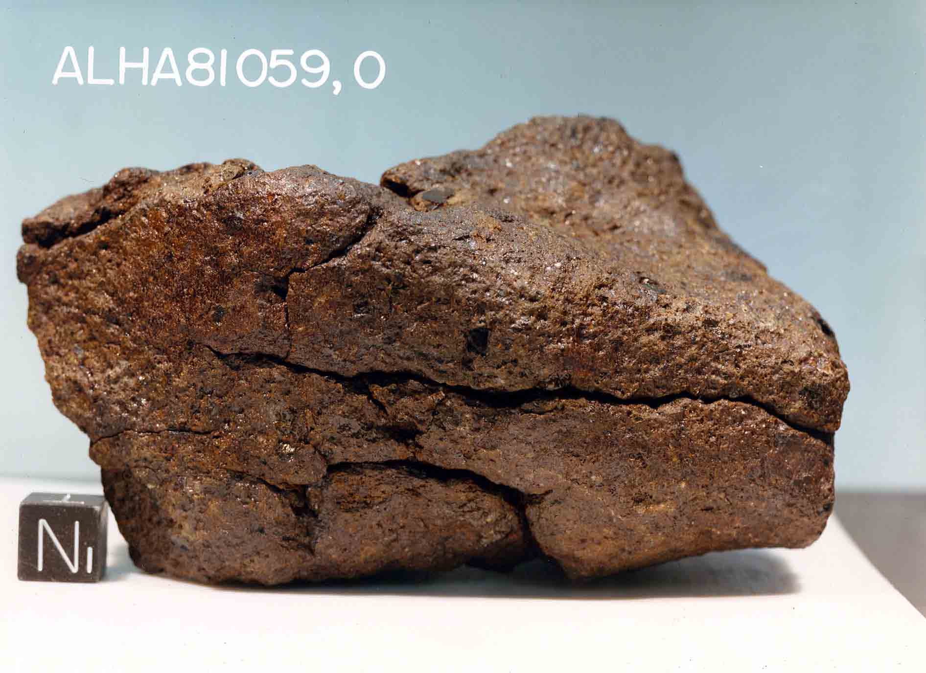 ALHA81059A.jpg