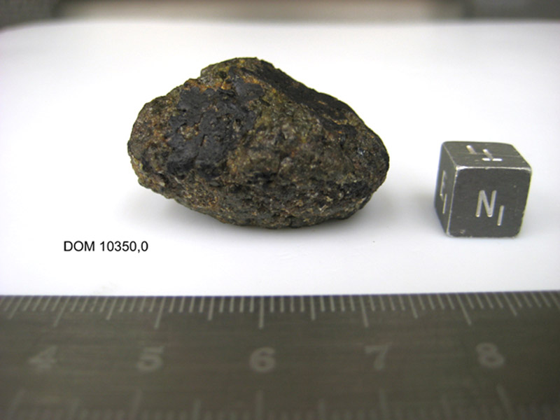 dom10350,0n.jpg