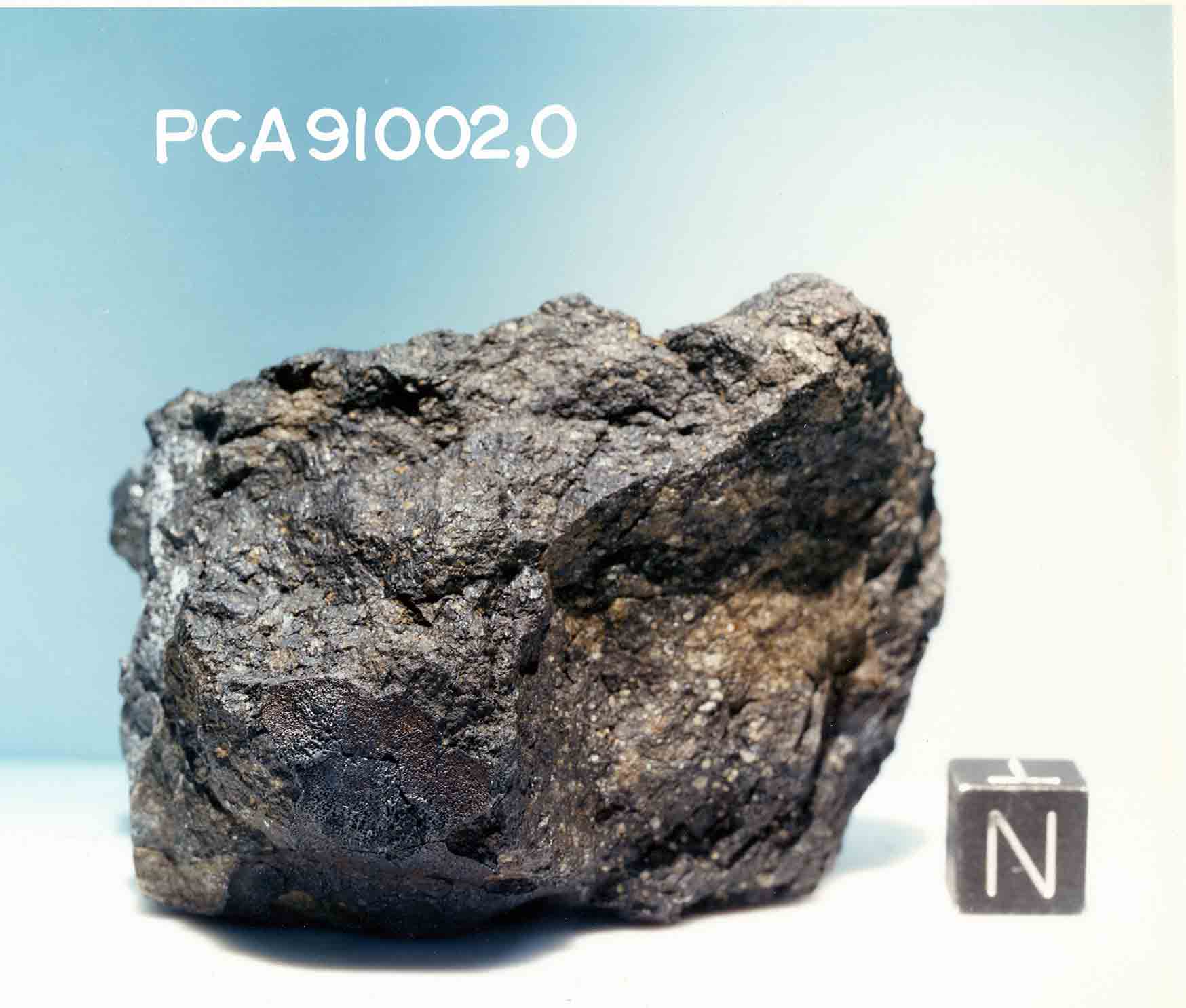 PCA91002F.jpg