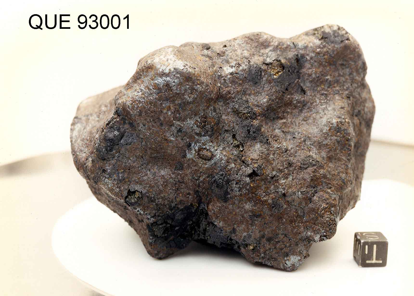 QUE93001D.jpg