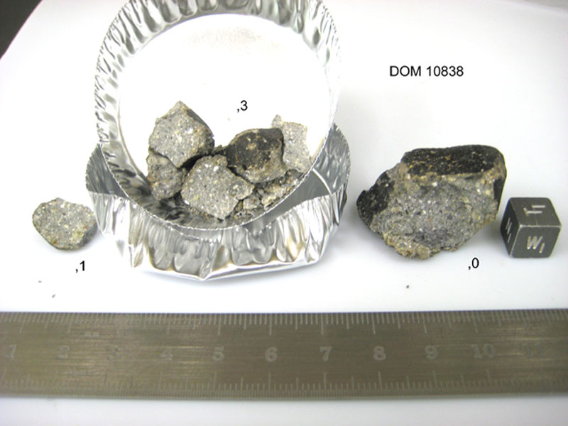 dom10838,0,1,3.jpg