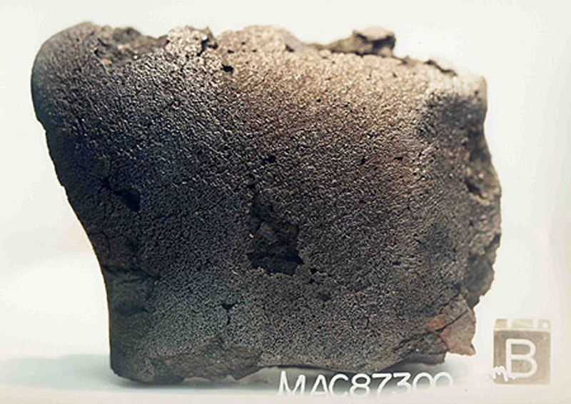 MAC87300c.jpg