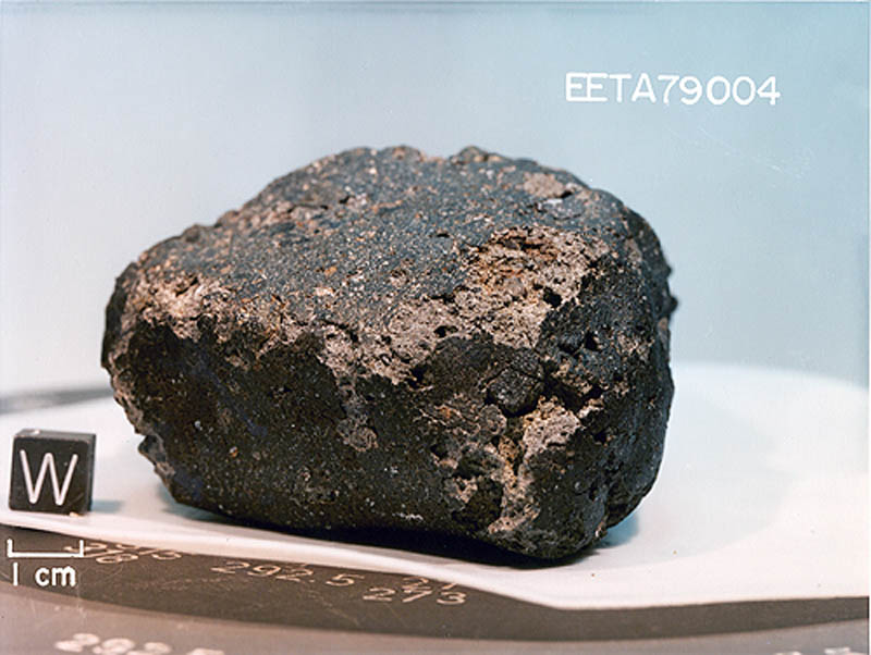 eeta79004b.jpg