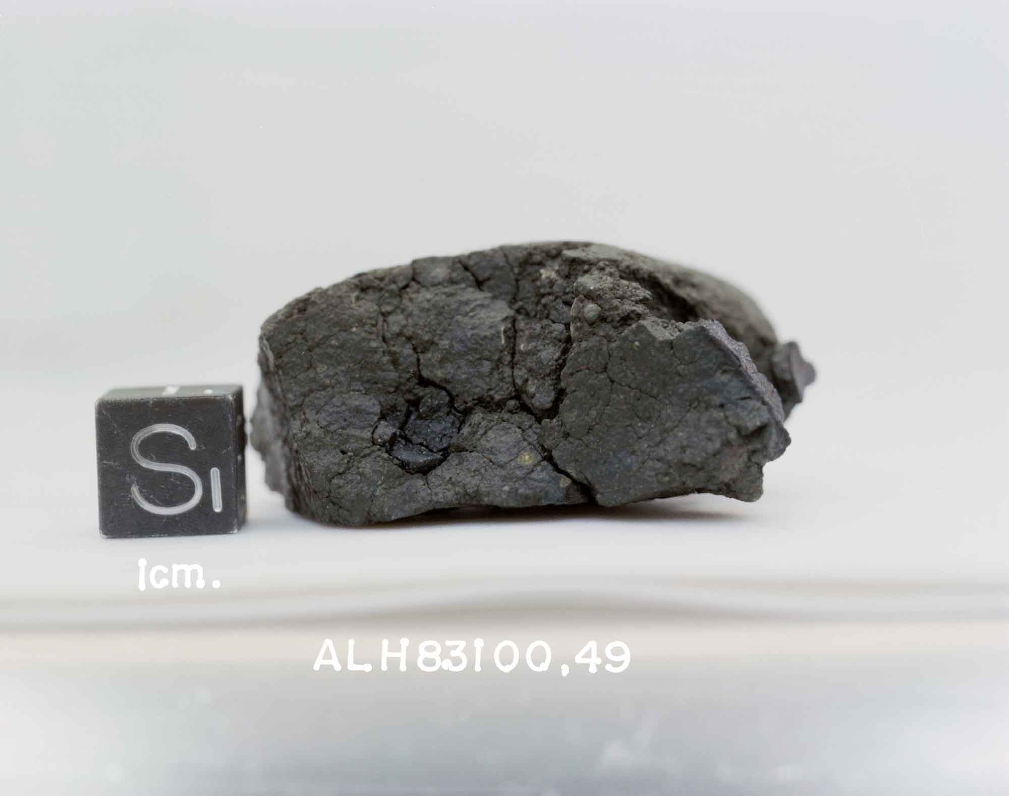 ALH83100(s86-28558).jpg