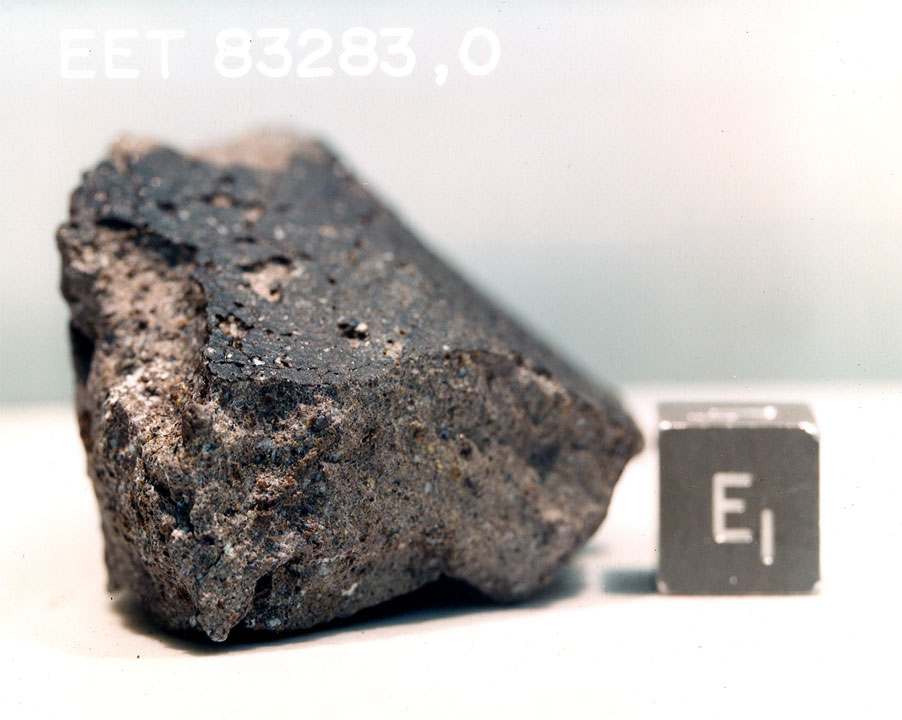EET83283B.jpg