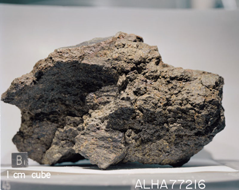 ALHA77216(S79-26493).jpg