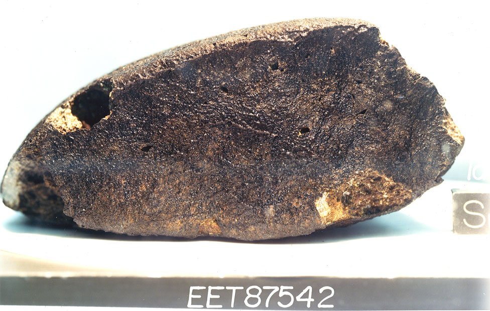 eet87542f.jpg
