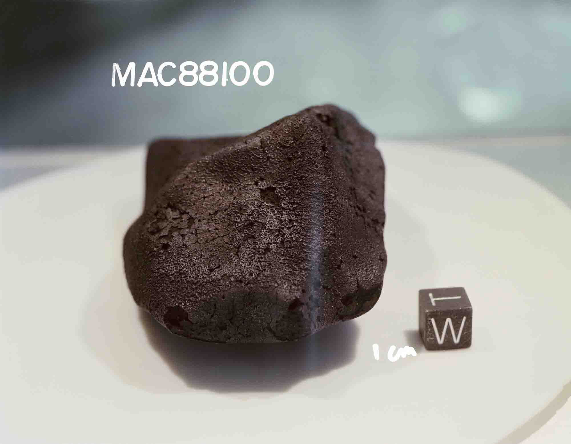 MAC88100(s89-39397).jpg