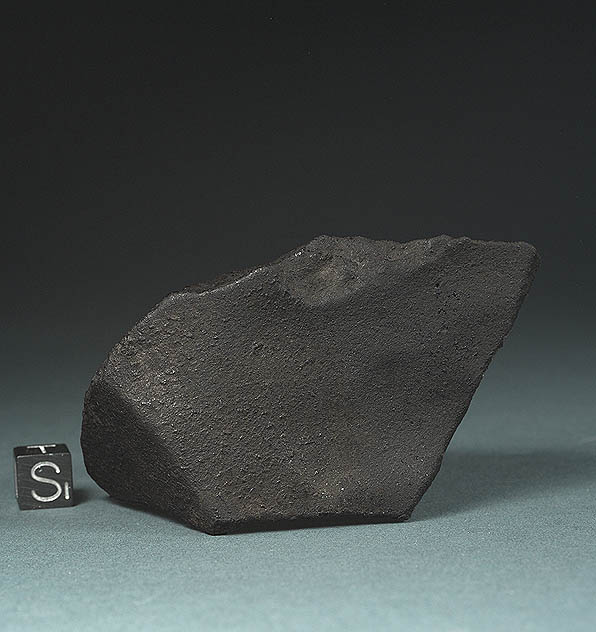Meteorite CO3 Kainsaz 596 b.jpg