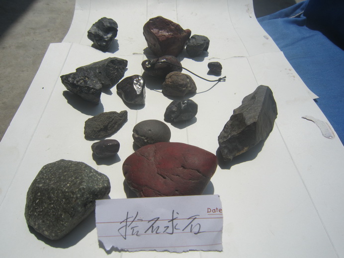 疑似陨石也有磁性