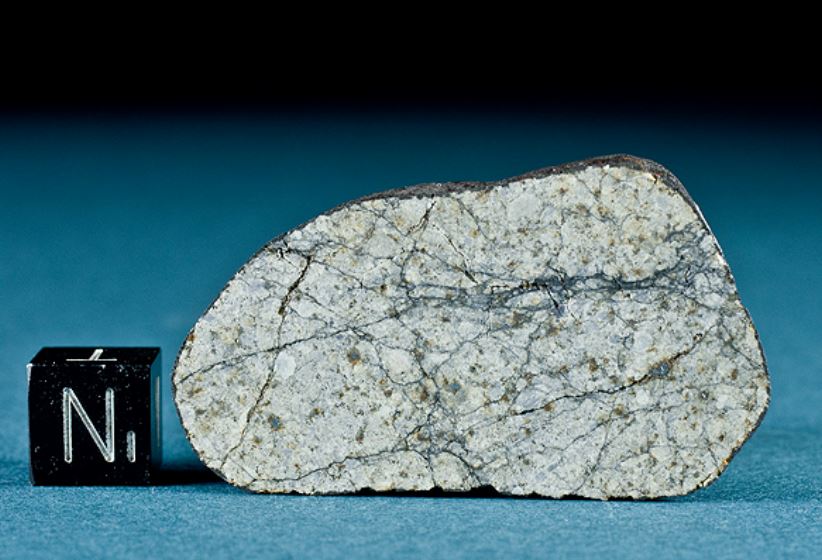 Chelyabinsk_meteorit_28gB_1cm.jpg