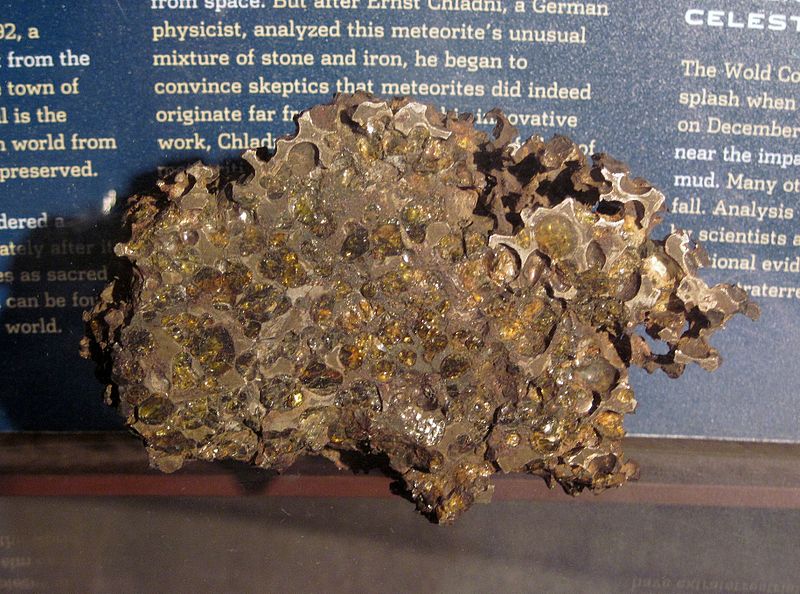 800px-Krasnojarsk_meteorite自然历史美国博物馆.jpg