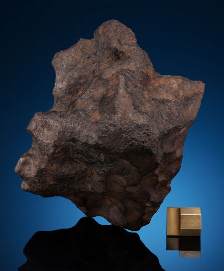 (11.43 x 15.24 x 9.84 cm), weighs 4.843 kg.jpg