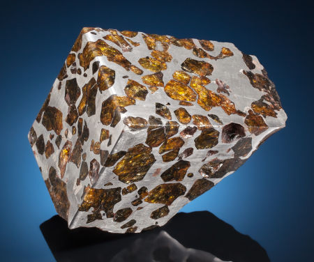 阜康石铁陨石(29.46 x 23.11 x 20 cm), weighs 2.95 kg.jpg