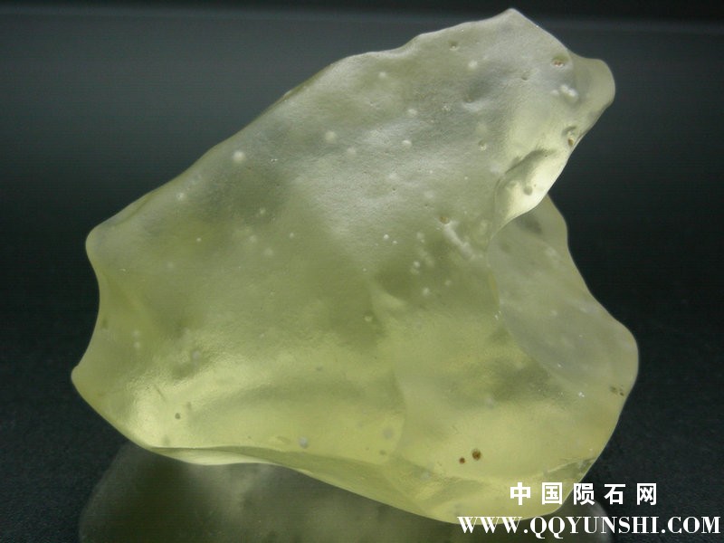 verre-libyque-cristobalite-1.jpg