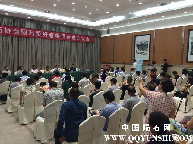图为会场一撇3.JPG