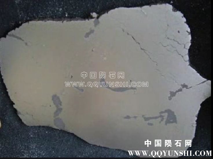切割后的陨铁片.jpg