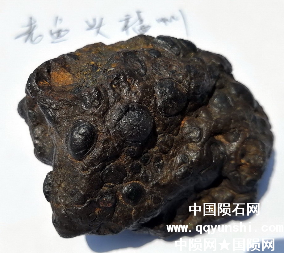表面小球大图.jpg